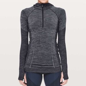 Lululemon swiftly 1/2 zip hoodie size 4